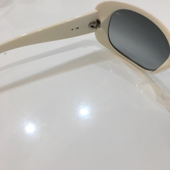 vintage Chanel sunglasses with crystals - Picture 4 of 9